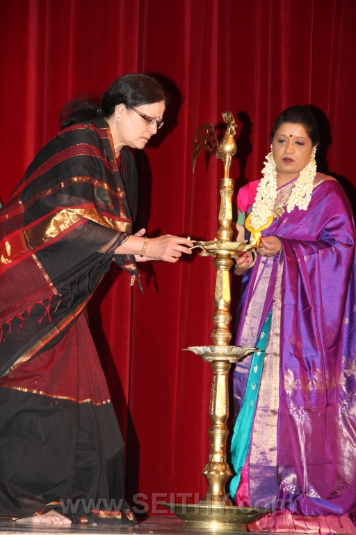 LORDKRISHNA-TORONTO300313SEITHY (13)